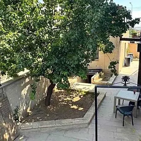 Отель Panda Stone House *