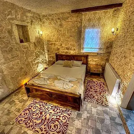 Panda Stone House * Невшехир
