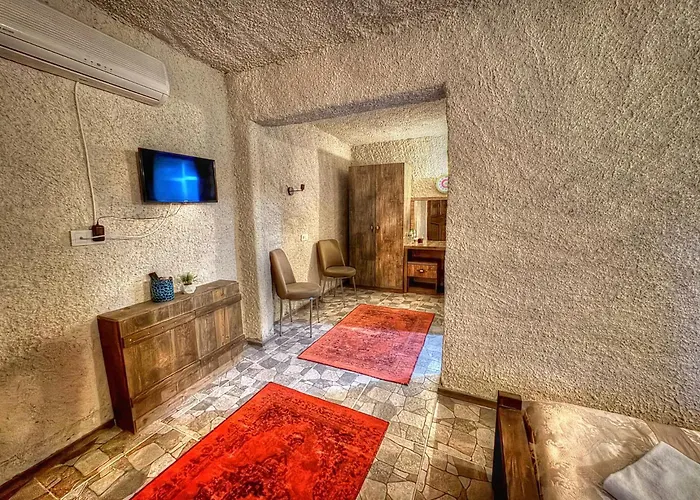 Panda Stone House Hotel *