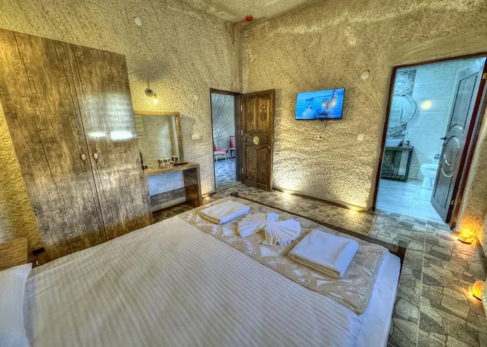 Panda Stone House Hotel *